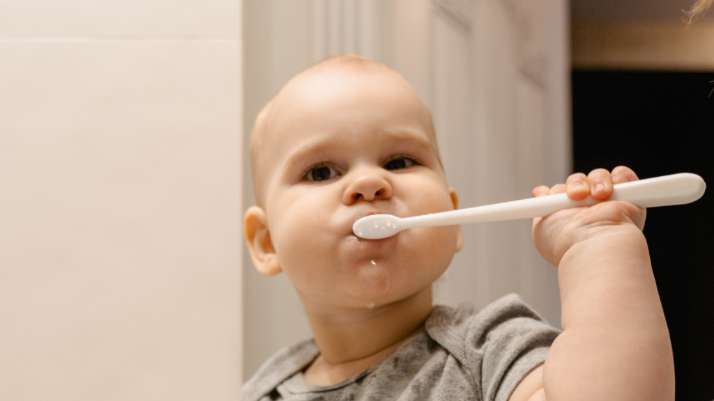 pasta de dientes segura para bebés de 0 a 3 años